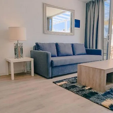 Air Conditioned 2 Bedroom Poolside Free Wifi Tv Package Includes Uk And European Channels Free On Street Parking Bright And Modern With Fridge Freezer And Washing Machine * Пуэрто дель Кармен